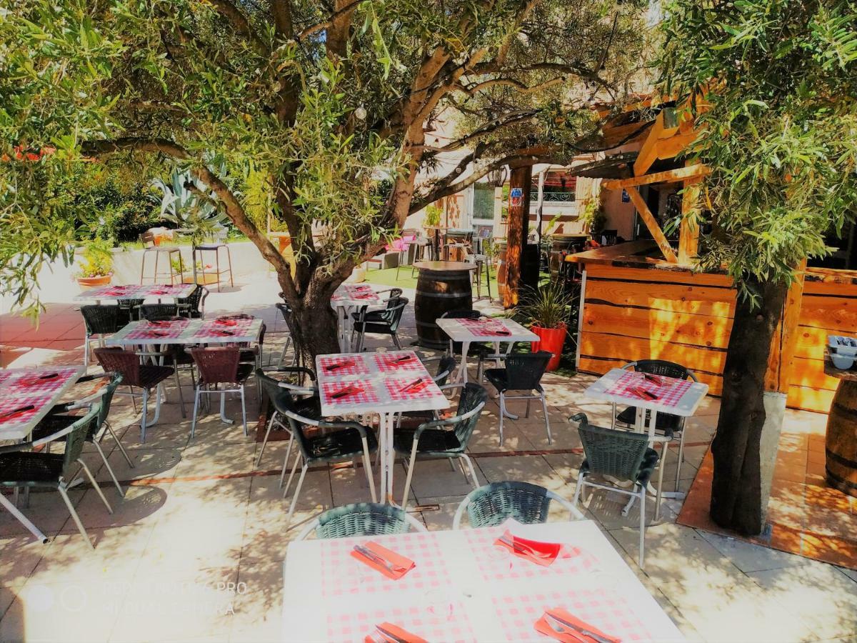Les Chalets Du Relais D'Aguilar Tuchan Luaran gambar